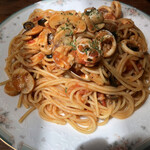 ファッティーズ - 魚介のスパゲティー(トマトソース)大盛り