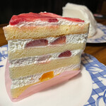 銀座コージーコーナー - 料理写真:ミルフィーユ調のいちごケーキほカミさん用