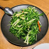 珞珈壹号 銀座店 - 豆苗のさっぱり炒め