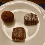 GODIVA 四日市近鉄百貨店 - 沖縄の夕日　ベルジアン ワッフル　モダン　ベルジアン トラディショナル（2022年2月）