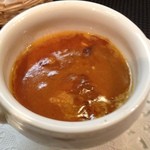 サンフォコン - 海老のフラン　めっちゃ濃厚こりゃ堪らん海老の頭や殻をガシガシシノワで濾して取った濃厚海老出汁のフランにはエビの剥き身がゴロンゴロン！