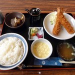 iroridyayahidoko - フライ定食〈エビ〉