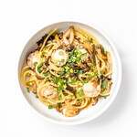 おいしいパスタ - ホタテときのこのめんつゆバター