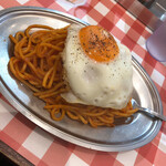 スパゲッティーのパンチョ - ナポリタン(並)目玉焼き