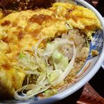 とんかつは飲み物。 - たまごソースかつ丼（大盛）870円（惣菜３種類まで無料、ご飯大盛無料）