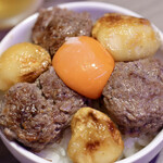 Sumibi Yakiniku Maruniku - 和牛ハンバーグ丼