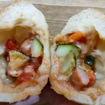 こんがりや - カルッオーネの美味しい具