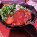 Panch - 最近の新メニュー 牛肉100%俵型ハンバーグ