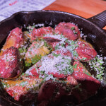 Panch - 予約の鶏レバーアヒージョ