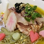 中華そば 六感堂‏ - シャポーン鶏と真鯛 中華そば 冷麺