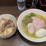 ヌードル＆スパイスカレー 今日の1番 - 