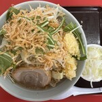 ラーメン もっけだの - 『海老塩ラーメンニンニクマシマシヤサイマシマシ』+ネギ