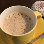 カメイノ食堂 - ジンジャーミルクティー