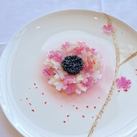 フィリップ・ミル 東京 - 前菜2: 桜鯛のタルタル、ビーツ、キャビア