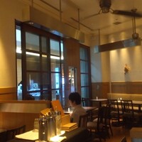 grigio la tavola - 