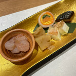Meieki Sushi Amano - 甘海老の紹興酒漬け　筍の土佐煮　きぬた巻き　鰆の幽庵焼き他