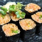 Sushi Sakaba Akafuji - 明太子と貝割れ巻き