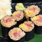 Sushi Sakaba Akafuji - トロタク巻き