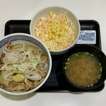 Yoshinoya - 豚生姜焼き丼（並盛） ¥555 ＋ Aset ¥162