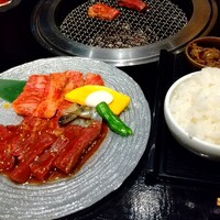 焼肉トラジ 大阪ヒルトンプラザ ウエスト店 - 