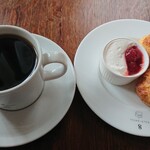 Hachigatu Cafe - 