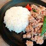 タイ料理ジャンピー - 