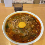 ヨコハマ 中華そば かみ山 - 肉にらスタミナ麺￥900円