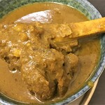 Sarushina Hararufuzu - マトングトゥカ（すね肉）カレー