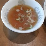 将来軒 - チャーハンに付くスープ