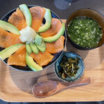 Shaw's Sushi Bar&Dining - 