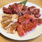 YAKINIKU DAYS - 上ロース、上カルビ、ハラミ、豚バラ