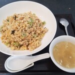 中国料理 桃李坊 - 五目チャーハン大盛（税込850+150円）