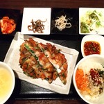 KOREAN DINING 長寿韓酒房 - 