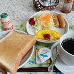 ビジネスロイヤルホテル - 朝食(トーストとコーヒーはお替り可)