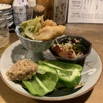 立ち呑み ジャックとマチルダ - おばんばい3種盛り（肉味噌ピーマン、ヤゲンナンコツ南蛮、タコの酢のもの的何か）