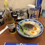 博多らーめん ShinShin - コロナと煮卵入ラーメン（麺の硬さ普通）