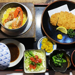 とんかつと釜飯
