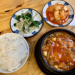 Kankoku Mura - ランチ 純豆腐¥780