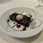 Cantine Barbaroux - Dolce は トリノの銘菓 Bonet