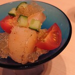 鮨 一海 - ホタテの旨出汁ゼリーのせ
