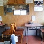 来々軒 - 2013年2月：ザ昭和の佇まいの店内