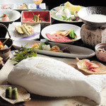 Kanzansou Honkan - 鯛の塩釜焼き付きコース