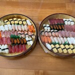Sushi Ichidai - 『生寿司5人前』×2桶