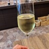 WINE BAR MAGARRI - １杯頂きました＼(^o^)／美味しい〜！！（沢山飲める口じゃないので、、１杯でスミマセン！(TдT)）