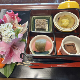吉茶 松濤館