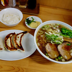 餃子のうめちゃん - 