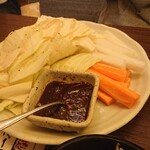 Teri Kushi - 野菜スティック 秘伝の味噌付き
