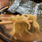 紫蔵 - ラーメン(並) 800円