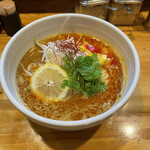 なるめん - エスニックカレーラーメン　1000円