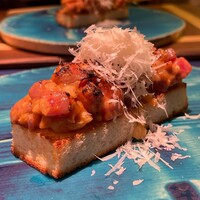 肉割烹 肉かぶく - ザブトンタルタルトースト